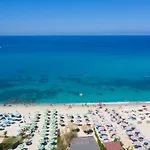 La Meridiana 4* Капо-Ватикано