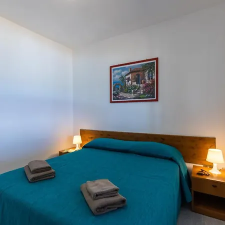 아파트호텔 La Meridiana 4*