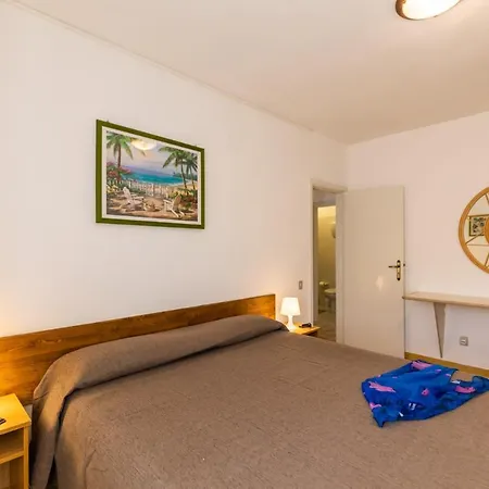 La Meridiana Aparthotel Capo Vaticano